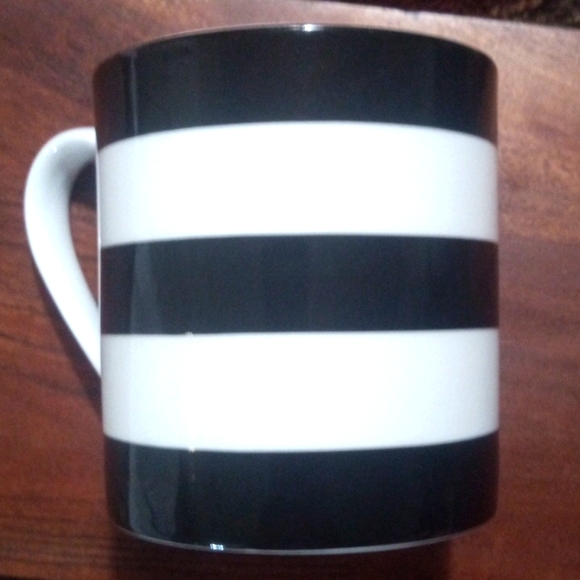 Kate Spade New York Wickford Red Letter Day Lenox Monogram D - Picture 2 of 3